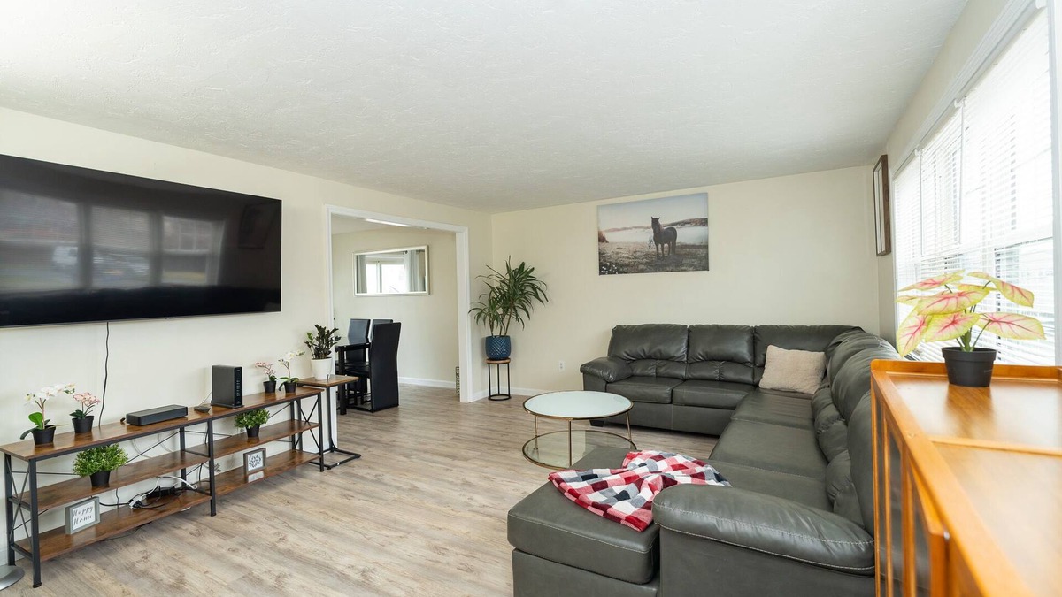 Randolph Apartment | 65 - 5BR - Randolph Elegant Haven near Dog Park