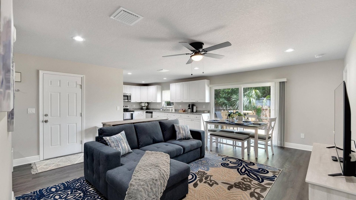 Old Seminole Heights House | 6506 N 22nd St Summar