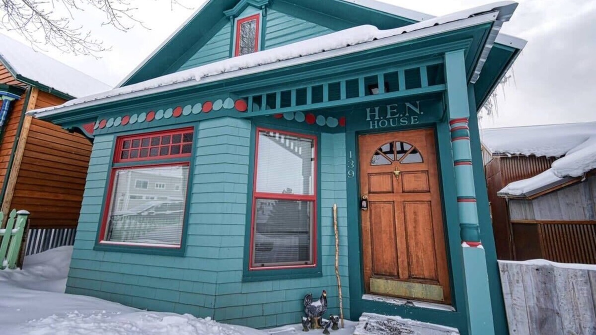 Leadville House | 6BR Cozy Victorian - Block from Main St - Groups