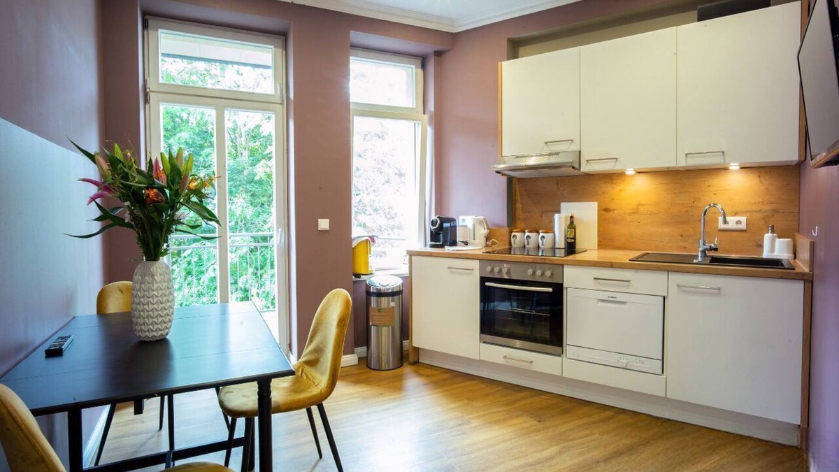 Lindenau Apartment | 7-10 PERSONS | 4 ROOMS | 88m2