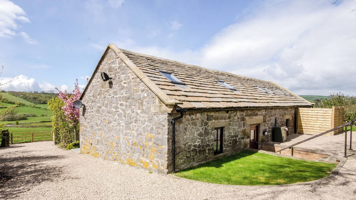 Bradbourne Cottage | 7 bedroom accommodation in Bradbourne, near Ashbourne