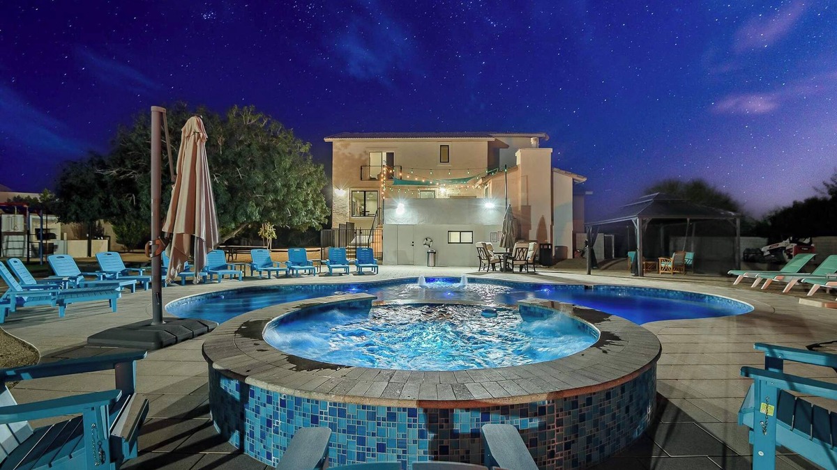 North Scottsdale House | 7 Bedroom Pickleball/Pool/Hot Tub/Orchard