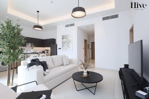 Jebel Ali Apartment | 7 By Aurora 308