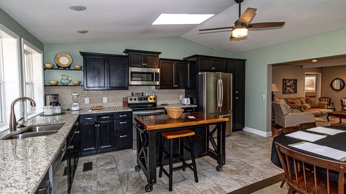 Hot Springs Village House | 7 Frontera Circle - HDTV WIFI Beautifully renovated vacation rental home in