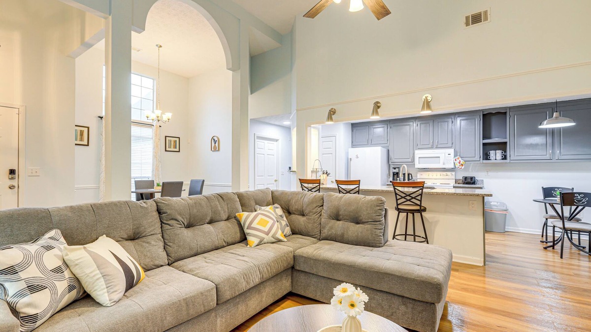 Covington House | 7 Mi to Dtwn Covington: Bright Home w/Deck & Yard
