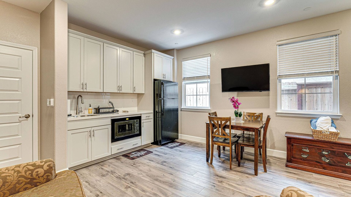 Folsom Apartment | 7 Mi to Folsom Lake: Sacramento Area Apartment