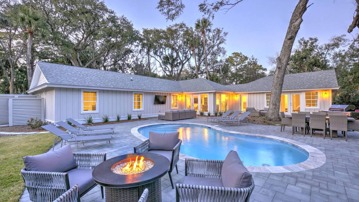 North Forest Beach House | 7 Sandpiper-Amazing Low Country charm & 360 Yards to the Beach!