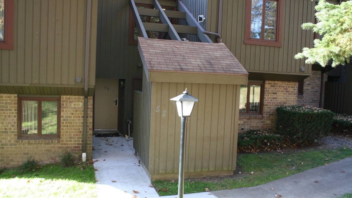 Seven Springs House | 7 Springs Mt. Villas - Sleeps up to 12, ski, golf, relax, Free shuttle & wifi!