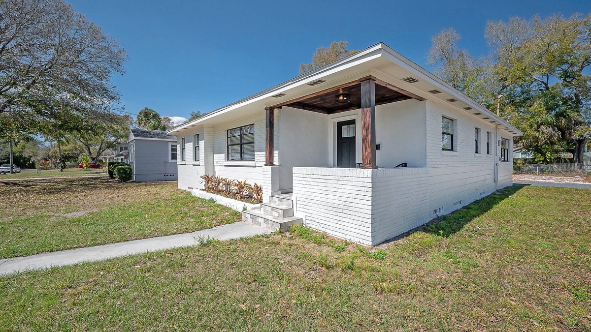 Tampa Heights House | 701 W Indiana Ave Sum