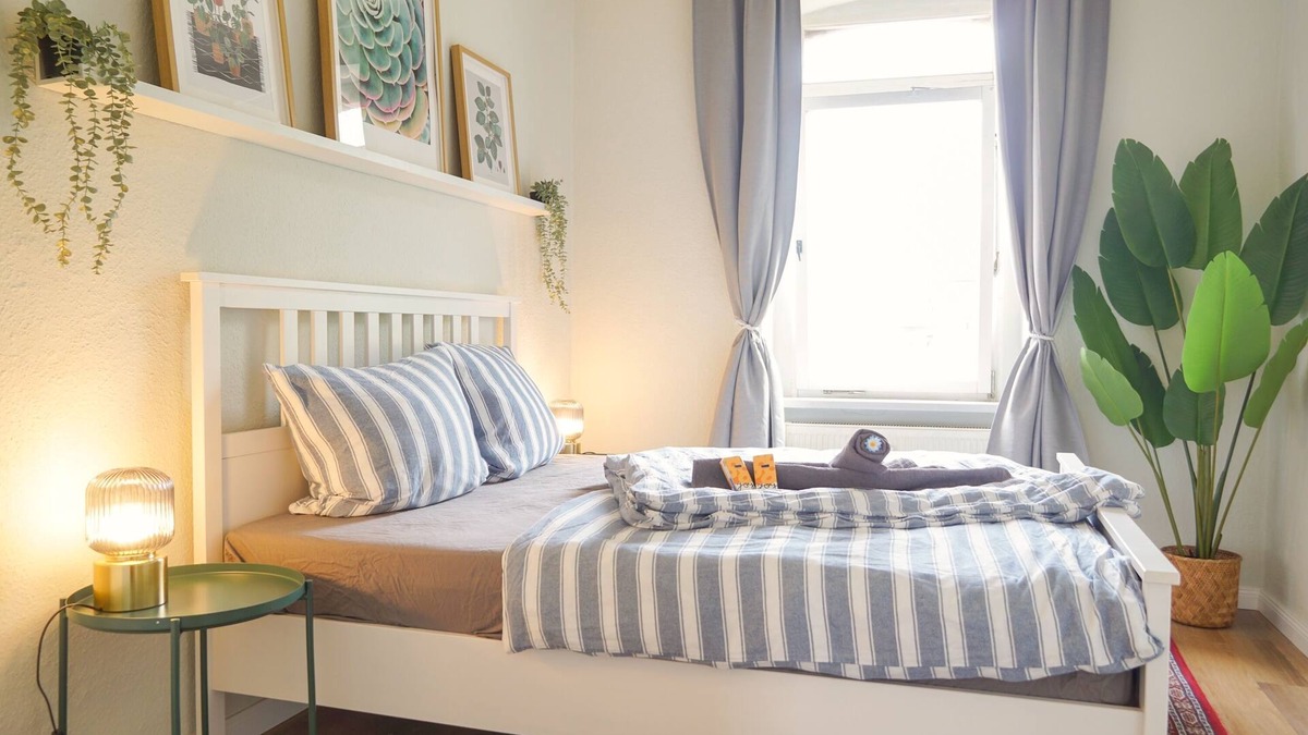 Ilversgehofen Apartment | 70m2 Period-Apartment w/2BR, Smart-TV, parking