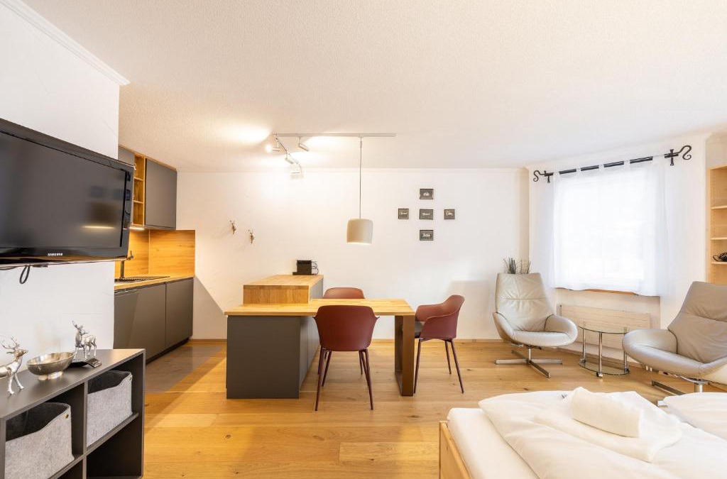 Vulpera Apartment | 7304 Pure Freude in dieser stilvoll renovierten Wohnung mit moderner Kueche