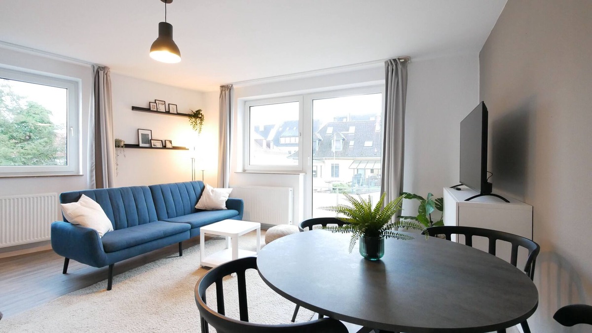 Innenstadt Apartment | 75m², central, balcony, kitchen, own car park