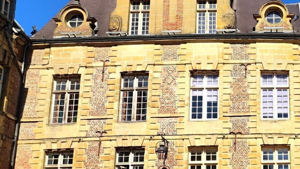 Charleville-Mezieres Apartment | 7714 - CHARLEVILLE MEZIERES
