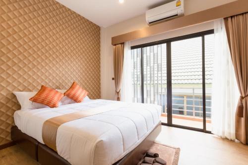Chiang Rai Hotel | 777 Food & Bed