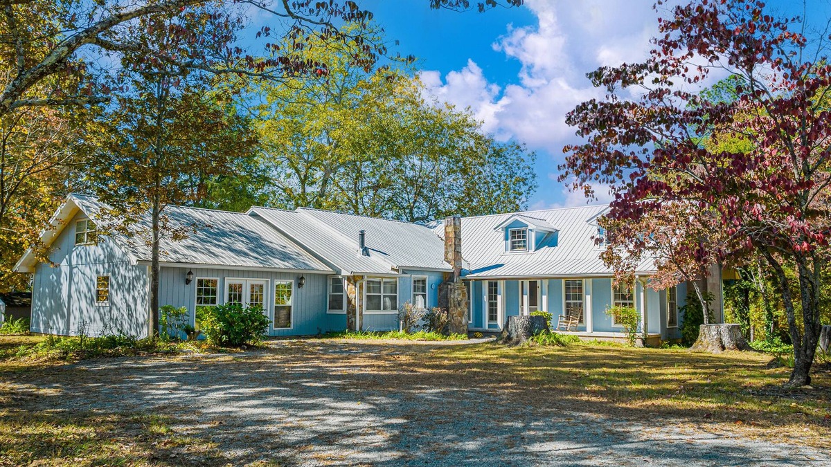 Mentone Other | 7BR/4BA, Sleeps 21! Adjoins National Park. Trails/Pond. Lookout Mtn. Cabin