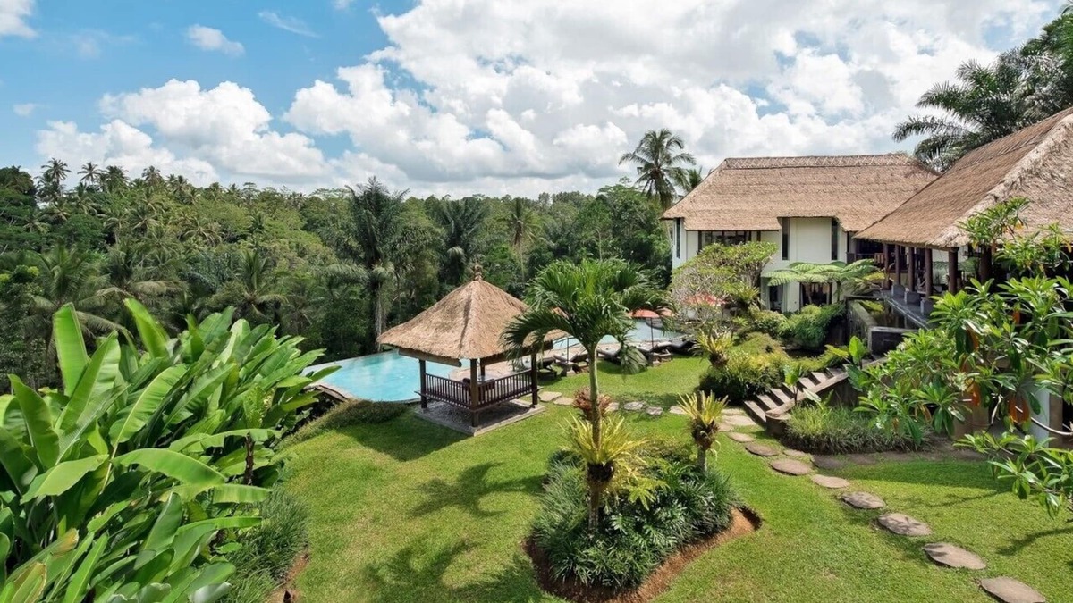 Sambahan Villa | 7BR VILLA UBUD BALI HOLIDAY GROUPS