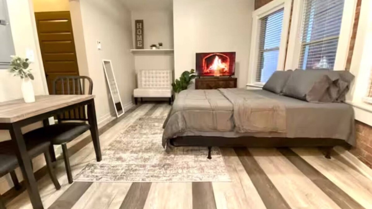 Midtown Apartment | 7min walk to DMC, Studio w/Wi-Fi
