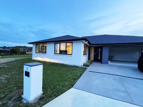 Pukehangi House | 7th Heaven in Rotorua