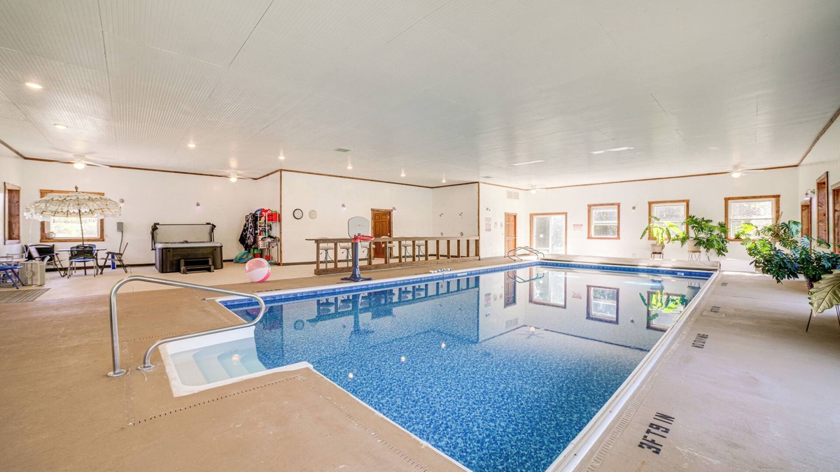 Bridgman House | 8-Acre Bridgman Oasis: Pool, Hot Tub & Game Room