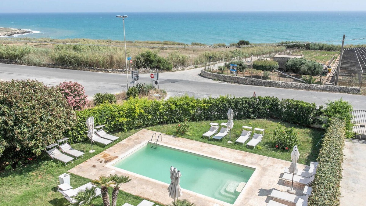 Cava dʼAliga House | 8 bedroom gorgeous home in Cava D'Aliga