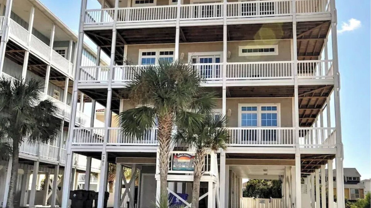 Ash House | 8 Bedrooms, 7 Baths, Sleeps 20, Linens, Private Heated Pool, Elevator, Golf Near