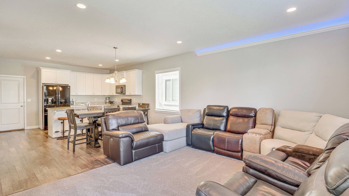 Herriman House | 8 Mi to Loveland Aquarium: Mtn Home in Herriman!