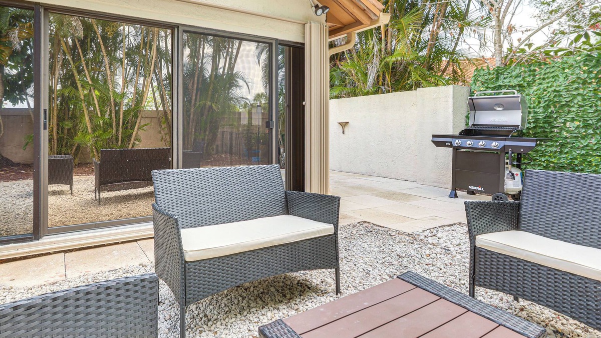 Palm City House | 8 Mi to Stuart Beach: Home w/Pool Access!