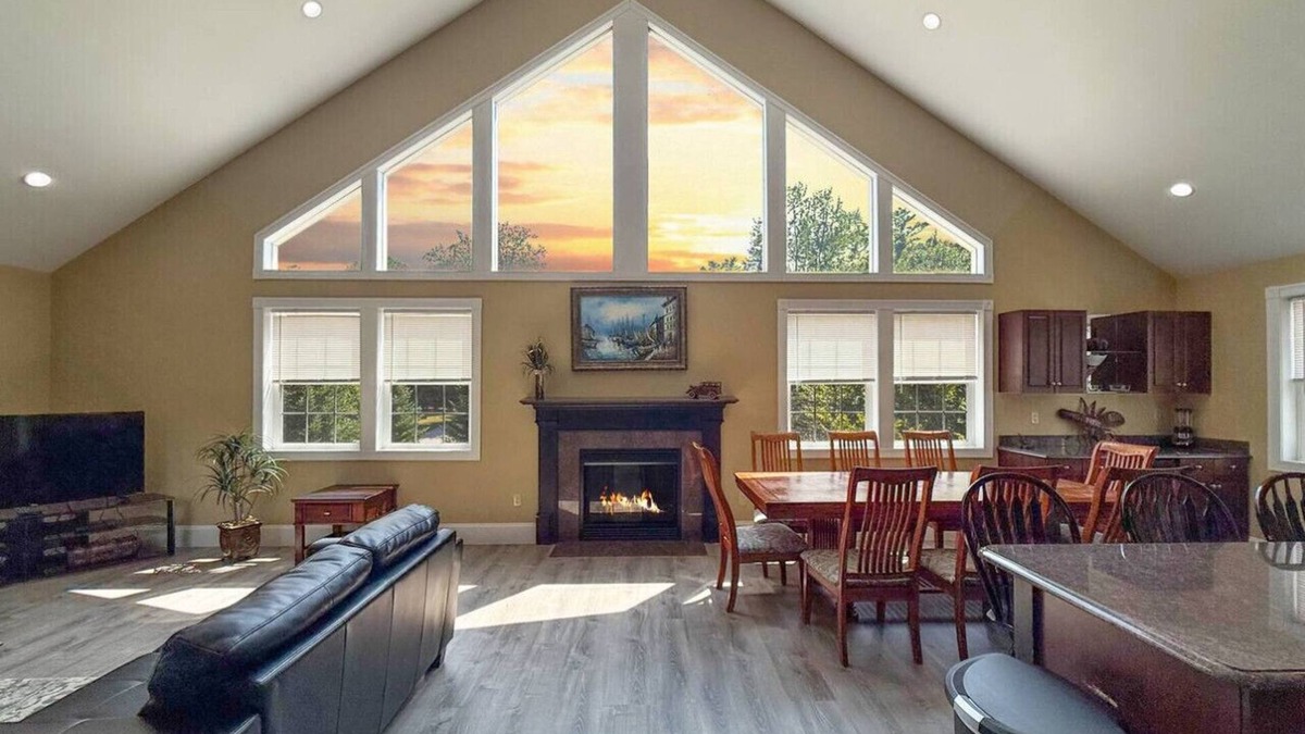 North Conway House | 80-1 Locust Lane | Pool, Hot Tub, Views, Game Room