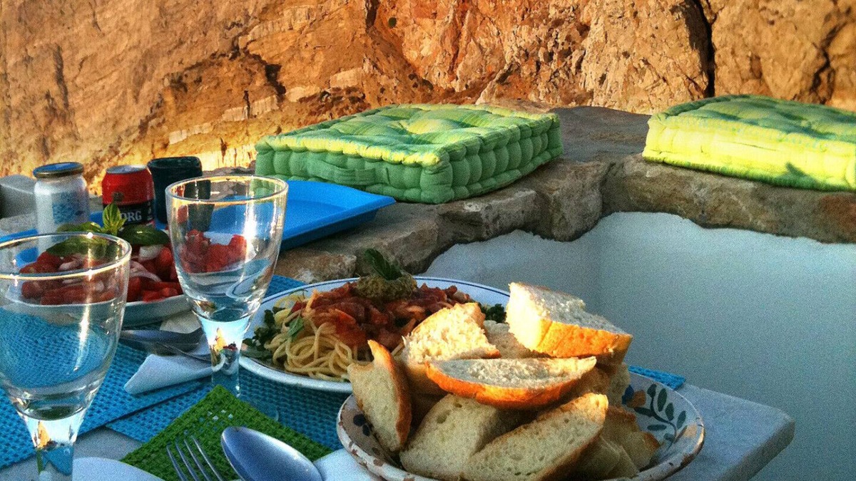 Folegandros Town House | 800 year old Castle house on the cliff with seaview- Folegandros Chora Castro