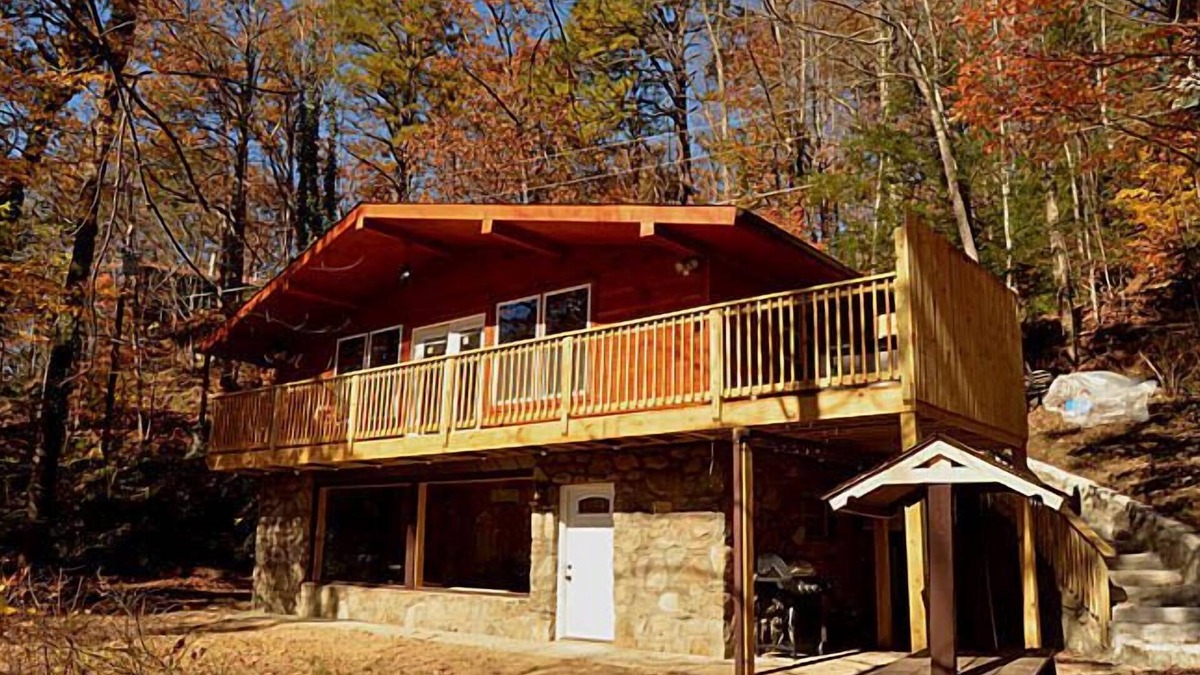 Gatlinburg Cabin | #820 Honeymoon Hideaway
