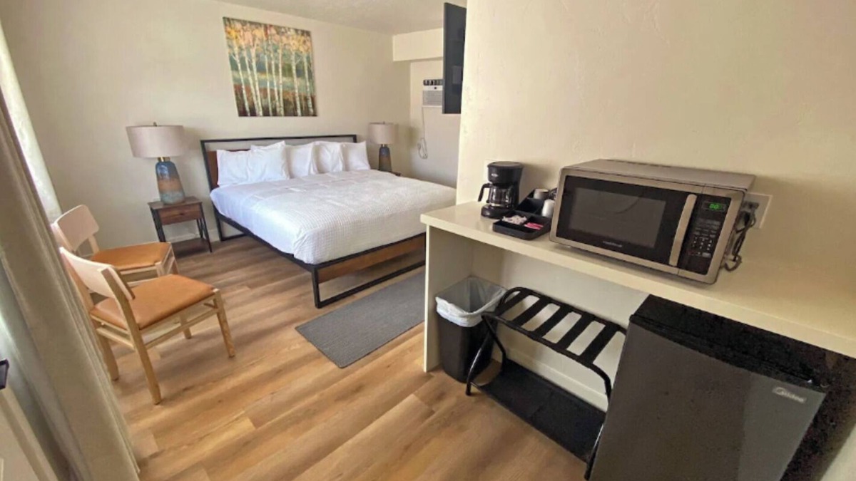 Zion National Park East Entrance Hotel | 89 & Nine Motel