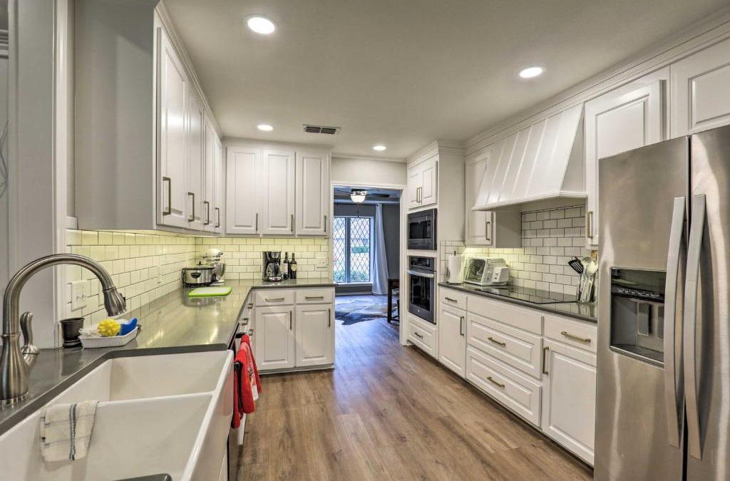 Woodway House | 9 Mi to Magnolia Market Large Home in Waco!