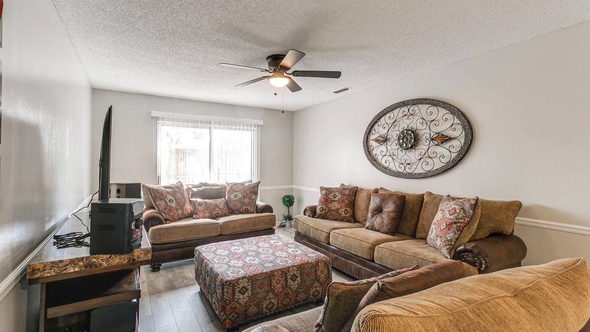 Valdosta Condo | 9 Mi to Moody AFB: Newly Updated Condo Near Dining