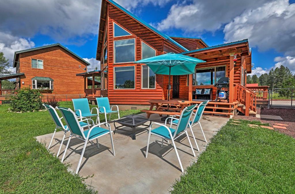 Pinetop House | 9 Mi to Rainbow Lake Mtn Getaway with BBQ!