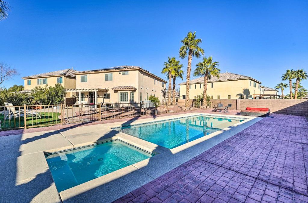 Sunrise Manor House | 9 Mi to Strip Las Vegas Home with Pool and Hot Tub!