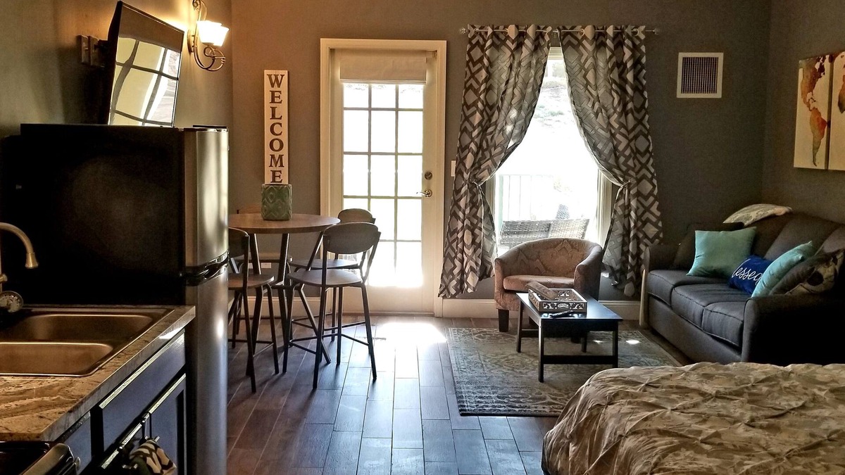 Lake Las Vegas Condo | 9:Studio Condo @ fabulous Lake Las Vegas - Heated Pool, Hot Tub, Balcony and Gym