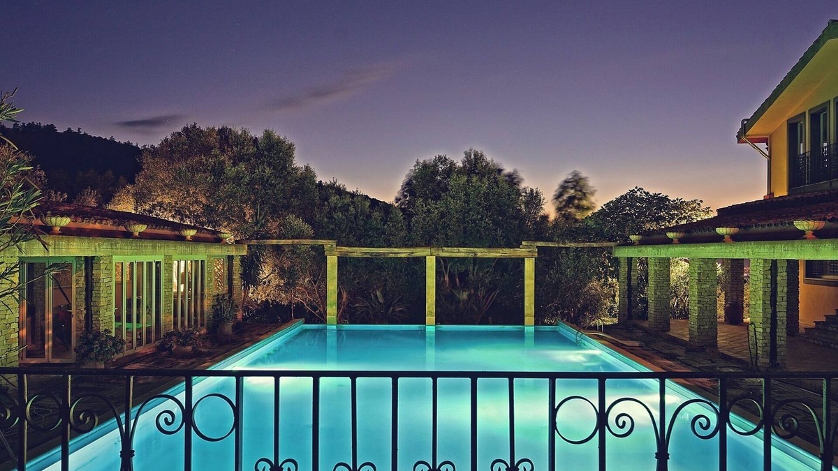 Villaggio delle Mimose Villa | 9 suites, swimming pool, tennis, soccer, billiards
