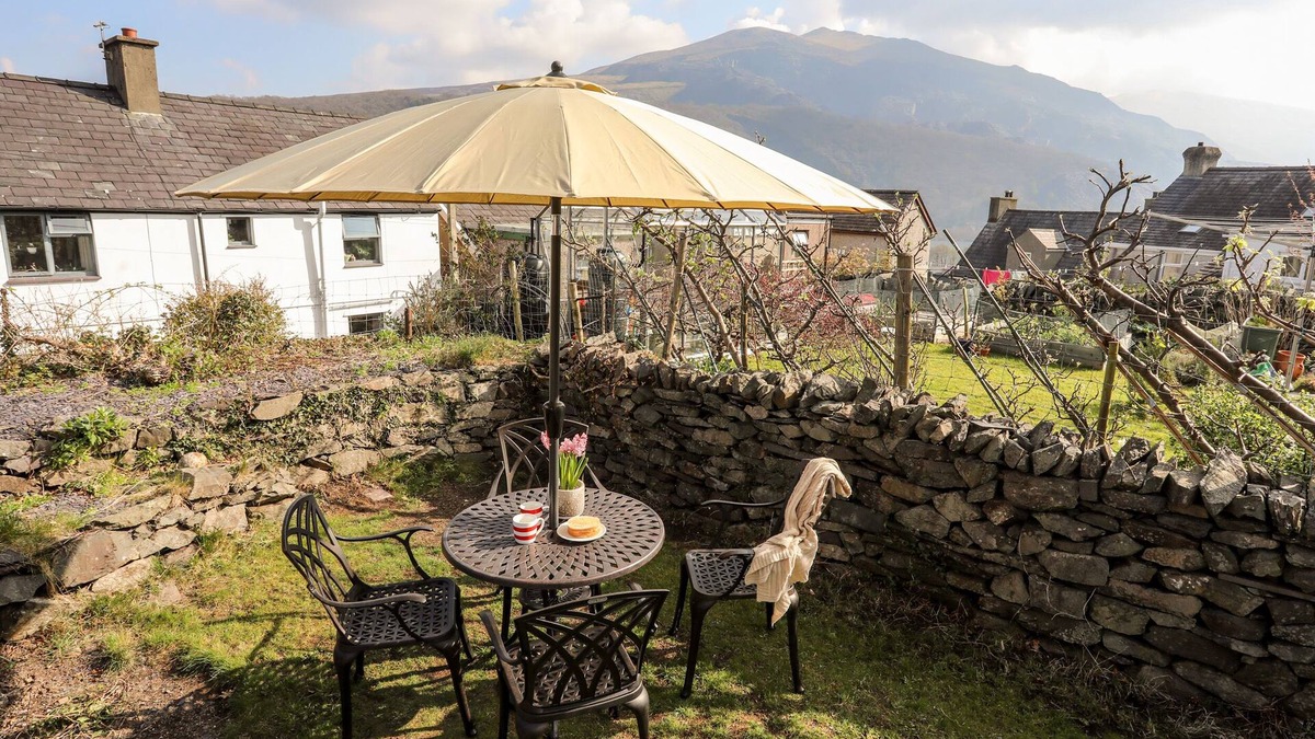 Gallt Y Foel Cottage | 9 Ty Du Road