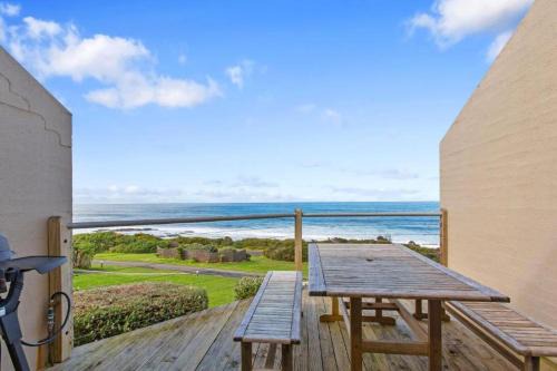 Wongarra Apartment | 9 Whitecrest Great Ocean Road Resort - Ocean View