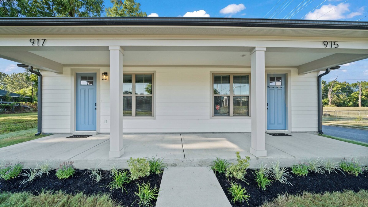 Downtown Memphis House | 915 & 917 Galloway