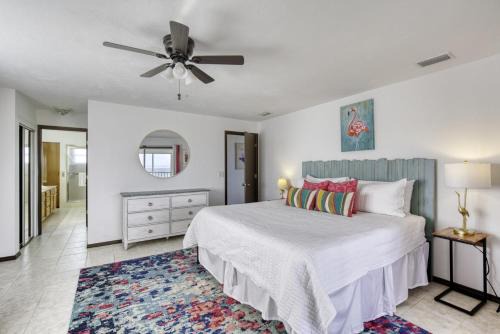 Ocean Dunes South Apartment | 99 Problems & the Beach Ain't 1