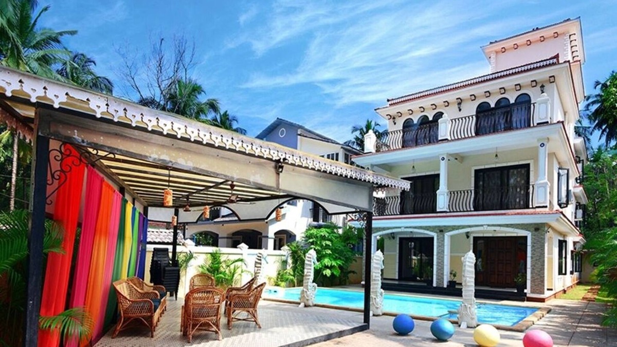 Calangute House | 9BHK Private Swimming Pool Villa with Kids Pool, Seahorse Fountains and Playroom