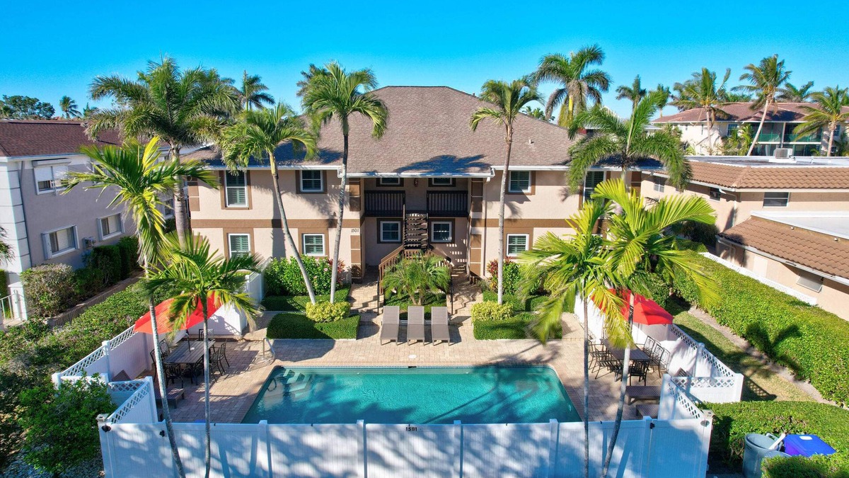 Royal Harbor Condo | A-2 - Waterfront Condo Near Naples Bay & Beaches