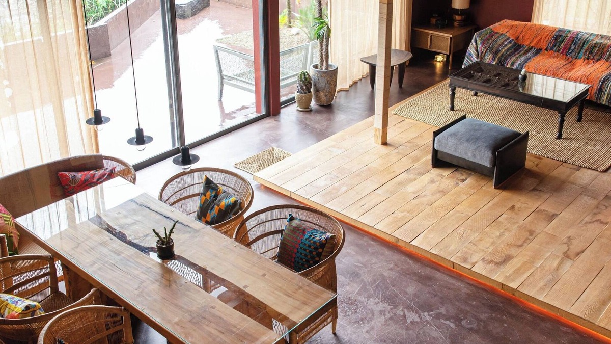 Katsuura House | A 2LDK rental villa with a terrace and wooden deck overlooking the ocean of Minamiboso/Katsuura Chiba