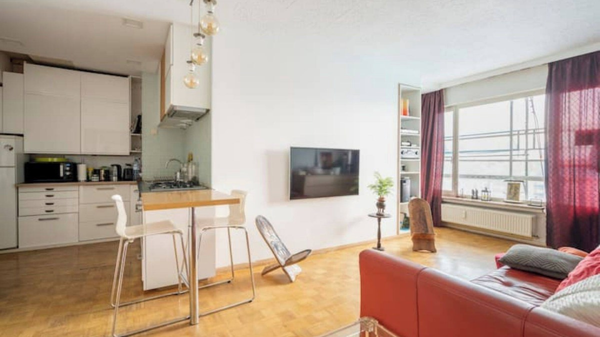 Sint-Jans-Molenbeek Apartment | A 3 km du Centre Ville. Métro Tram bus Velo