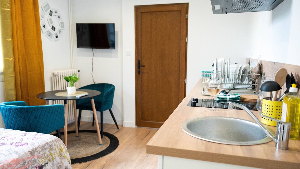 Montaubert - Rille - Saint-Sulpice Apartment | A 5 min à Pieds du Château de Fougères ! Appartement Idéal Pour un Séjour