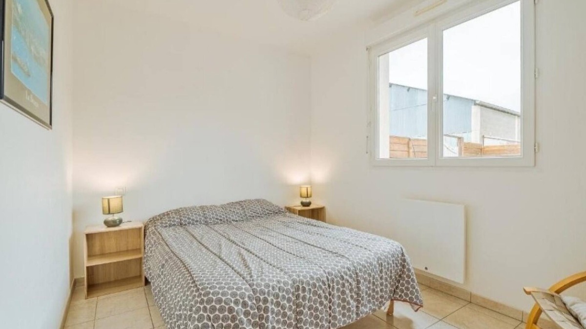 Saint-Meloir-des-Ondes House | A 5 Minutes de la Mer,mais en Campagne