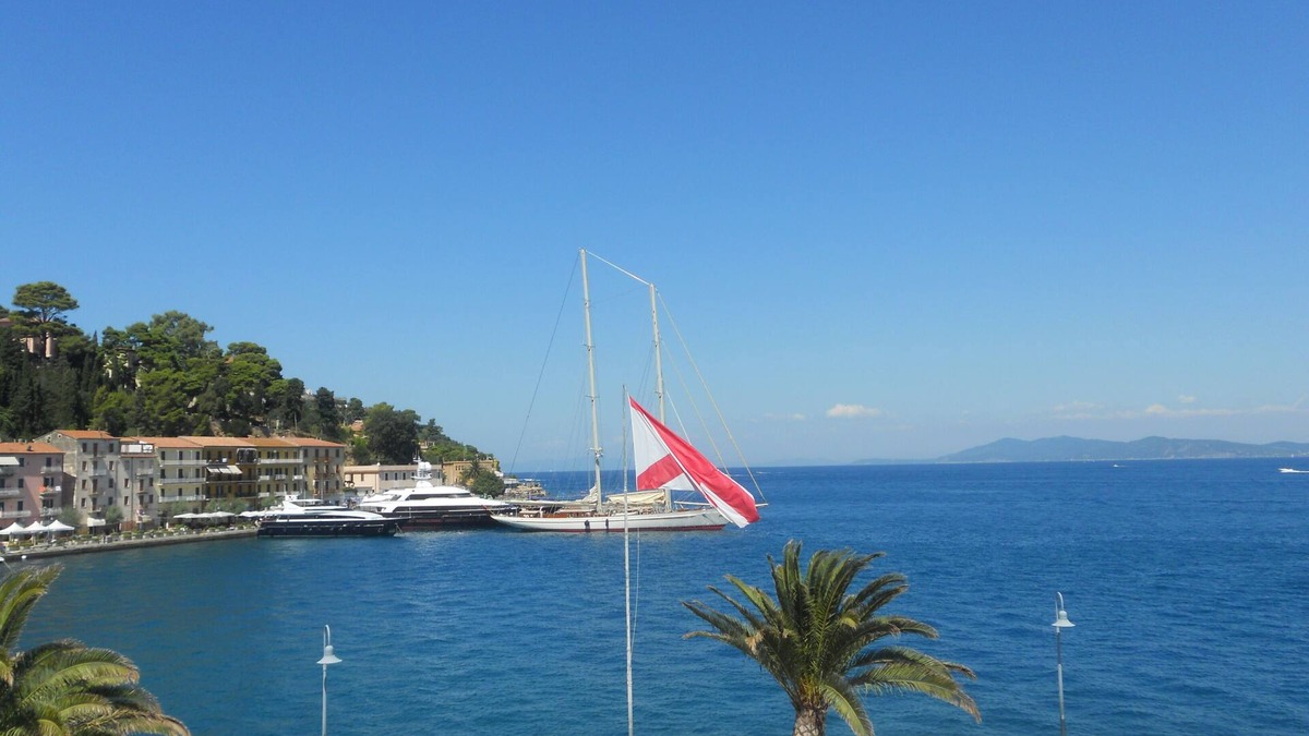 Monte Argentario Apartment | A balcony overlooking the blue sea of the Argentario, with unlimited Giga Tim