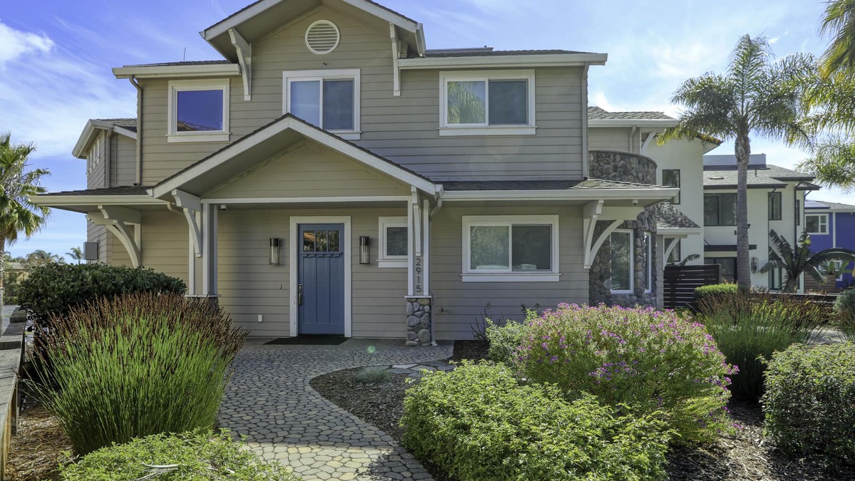 Avila Beach House | A Beach Dreamer's Retreat in downtown Avila Beach with Ocean Views