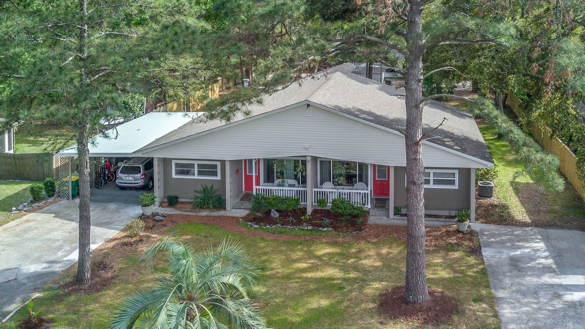 Jekyll Island Cottage | A Beach, Golf, Tennis and Fun for the whole family Sandy Toes & Salty Kisses A
